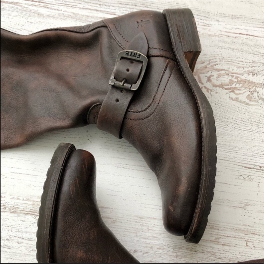 Frye ‘Veronica’ distressed slouch boots - Picture 2 of 8